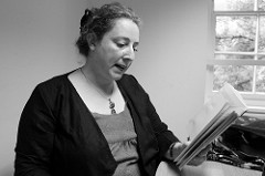 Tania Hershman reading Ali Smith • <a style="font-size:0.8em;" href="http://www.flickr.com/photos/81015582@N06/7430800976/" target="_blank">View on Flickr</a>