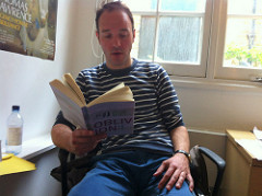 Alex Preston Reading David Foster Wallace2 • <a style="font-size:0.8em;" href="http://www.flickr.com/photos/81015582@N06/7430753300/" target="_blank">View on Flickr</a>